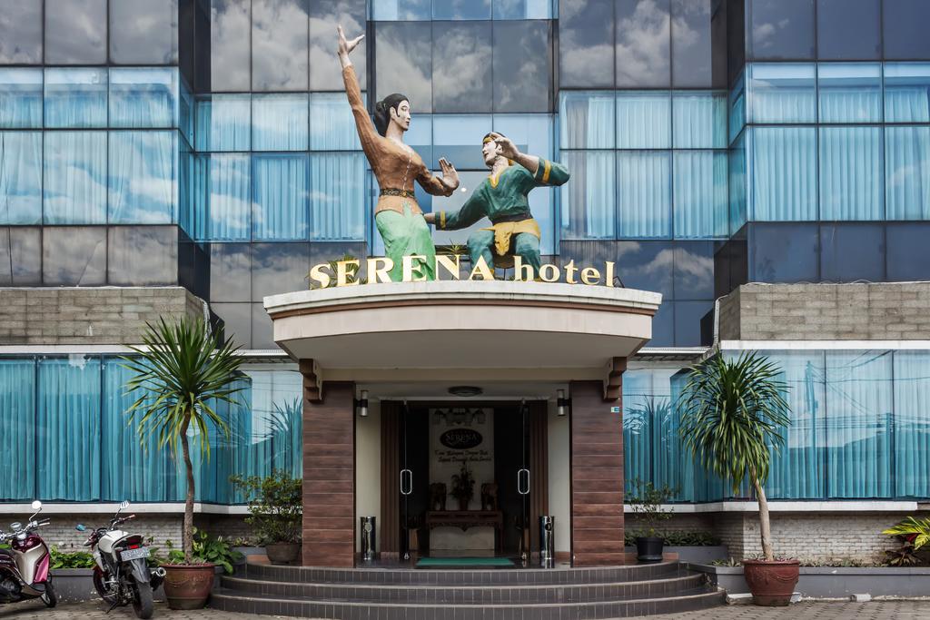 Serena Hotel Бандунг Экстерьер фото